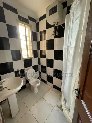 3bdrm Shared Apartment in Southern View Estate, Chevron for rent