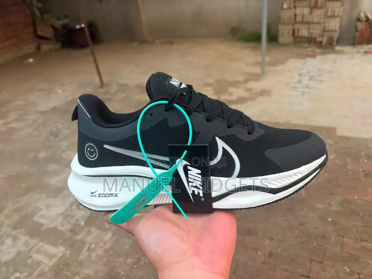 Nike Zoom Running Sneakers — Premium Quality.