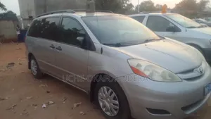 Toyota Sienna 2006