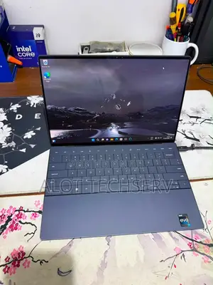 Laptop Dell XPS 13 9340 16GB Intel Core Ultra 7 SSD 512GB
