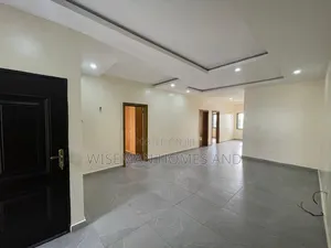 3bdrm Apartment in Urban Prime 1 Estate for rent