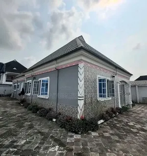 3bdrm Bungalow in Rumuekini Port for sale