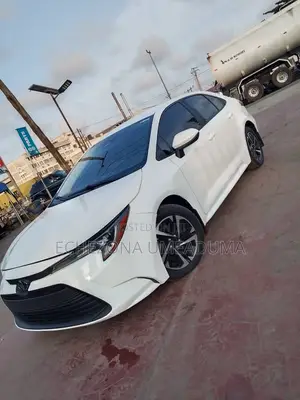 Toyota Corolla LE 2023 White