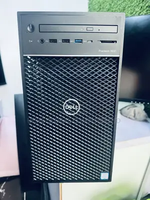 Desktop Computer Dell Precision 3000 32GB Intel Core i7 SSD 750GB