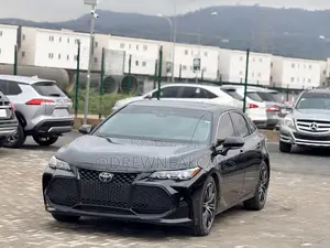 Toyota Avalon 2022 Black