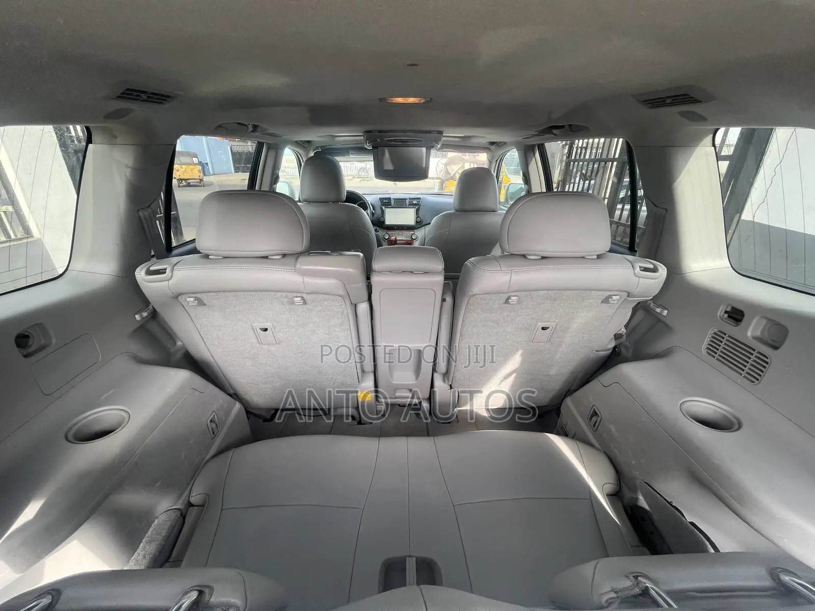 Toyota Highlander 2010 Silver