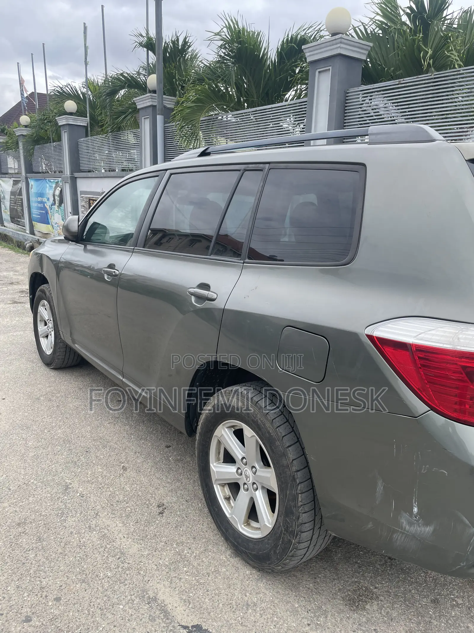Toyota Highlander 2010 Gray
