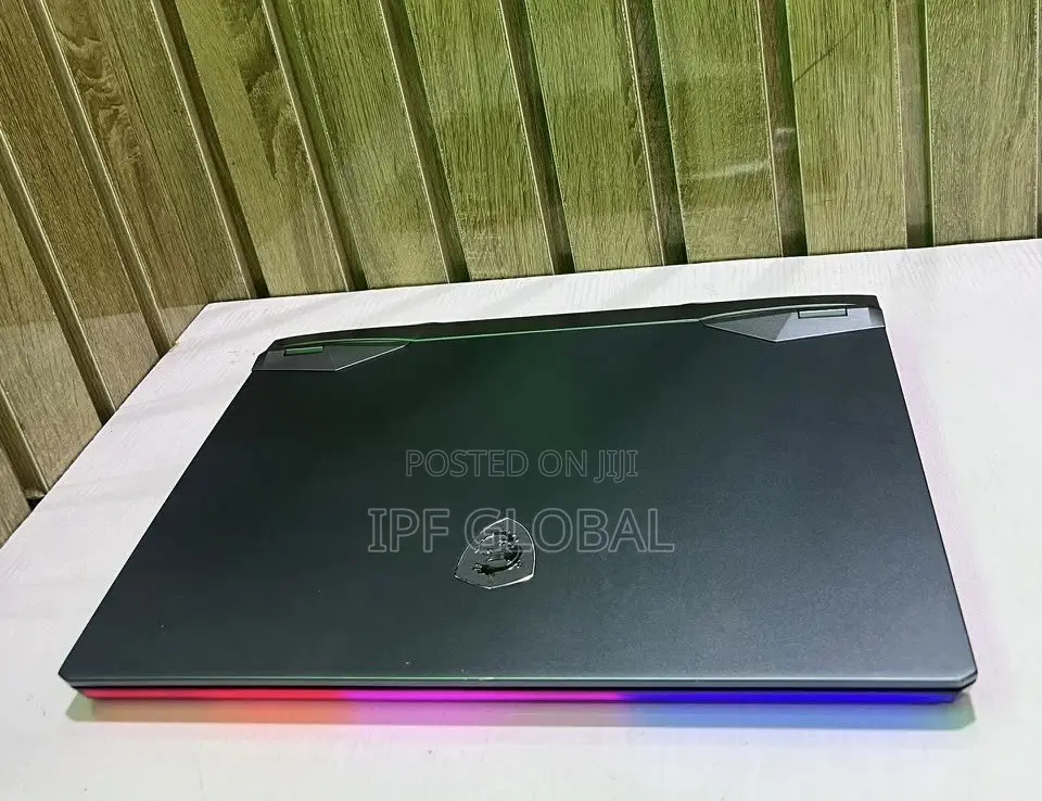 Laptop MSI GE66 Raider 16GB Intel Core i7 SSD 1T