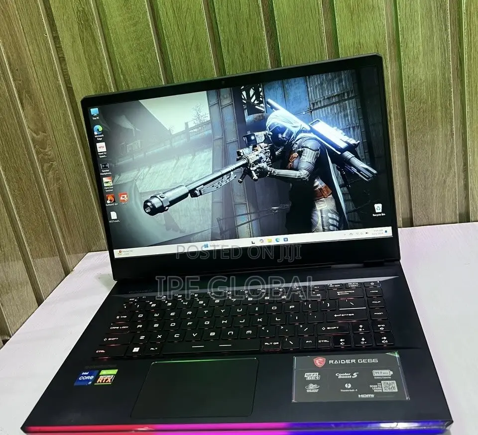 Laptop MSI GE66 Raider 16GB Intel Core i7 SSD 1T