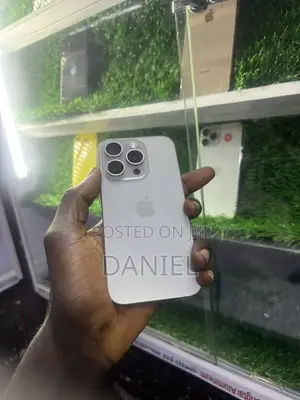 Apple iPhone 15 Pro 256 GB Gray