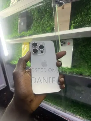 Apple iPhone 15 Pro 256 GB Gray