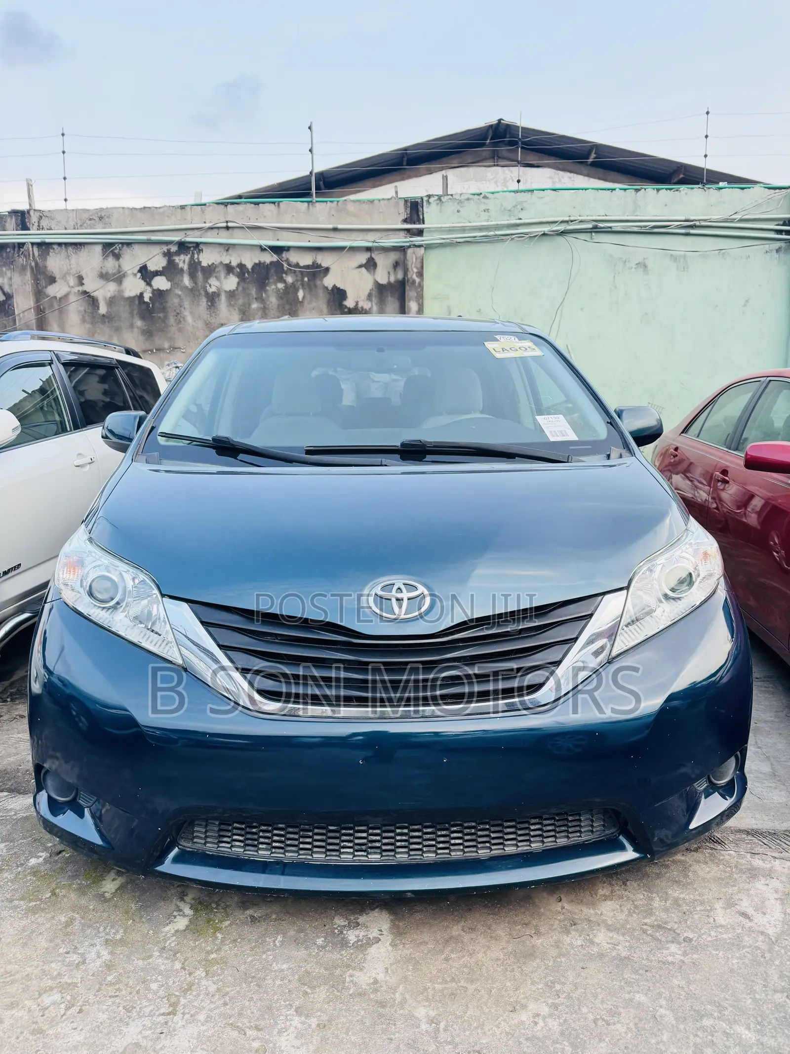 Toyota Sienna LE 7 Passenger Mobility 2012