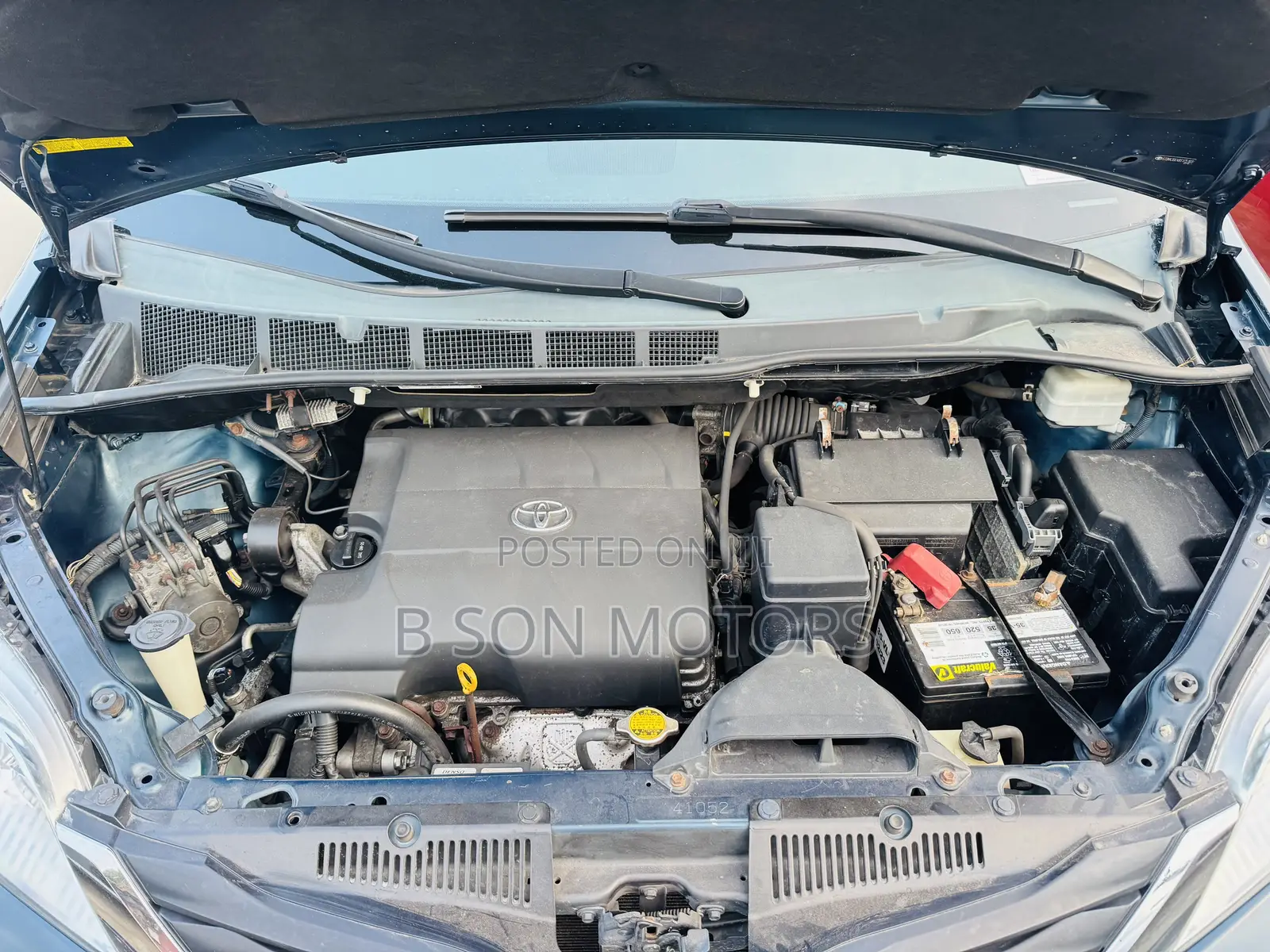 Toyota Sienna LE 7 Passenger Mobility 2012