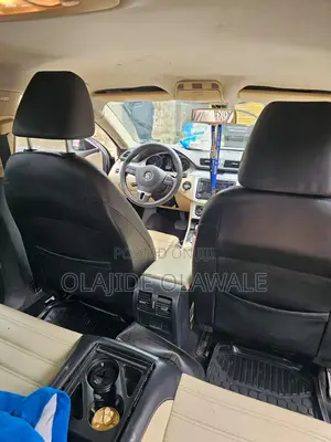 Volkswagen Passat 2013 Blue