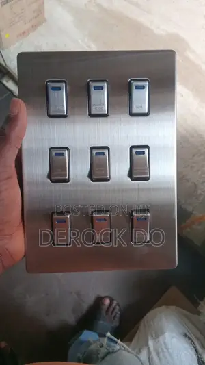 4 to 9 to 12 Gang Switch