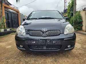 Toyota Yaris 2005 Black