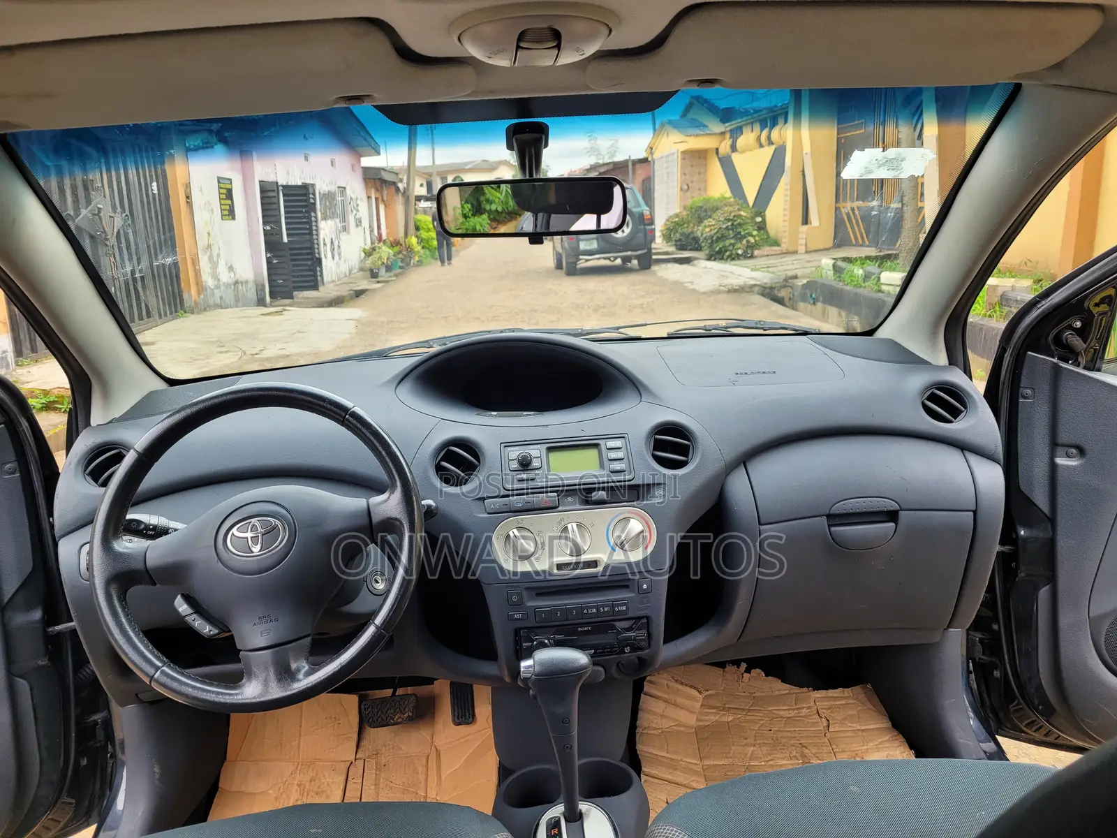 Toyota Yaris 2005 Black