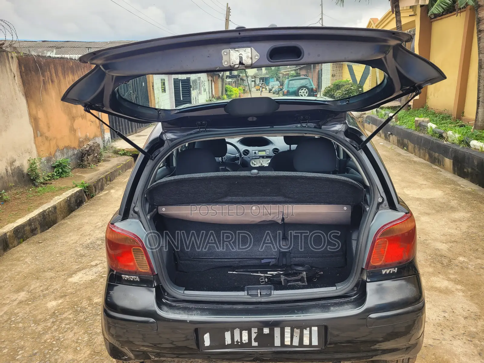 Toyota Yaris 2005 Black