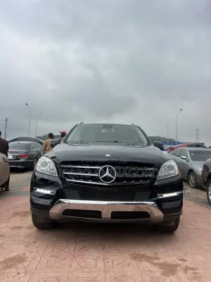 Mercedes-Benz M Class 2015 Black