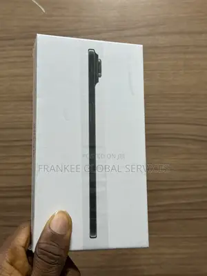 New Apple iPhone 17e 256 GB Black