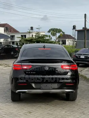 Mercedes-Benz GLE-Class 2016 Black