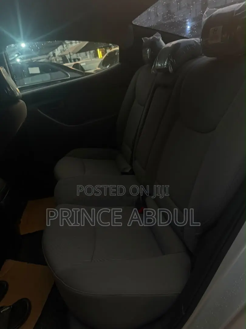 Hyundai Elantra 2015 Silver