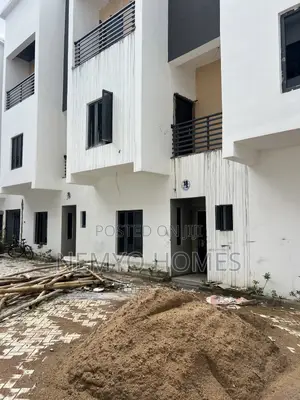 4bdrm Duplex in Kaura for sale
