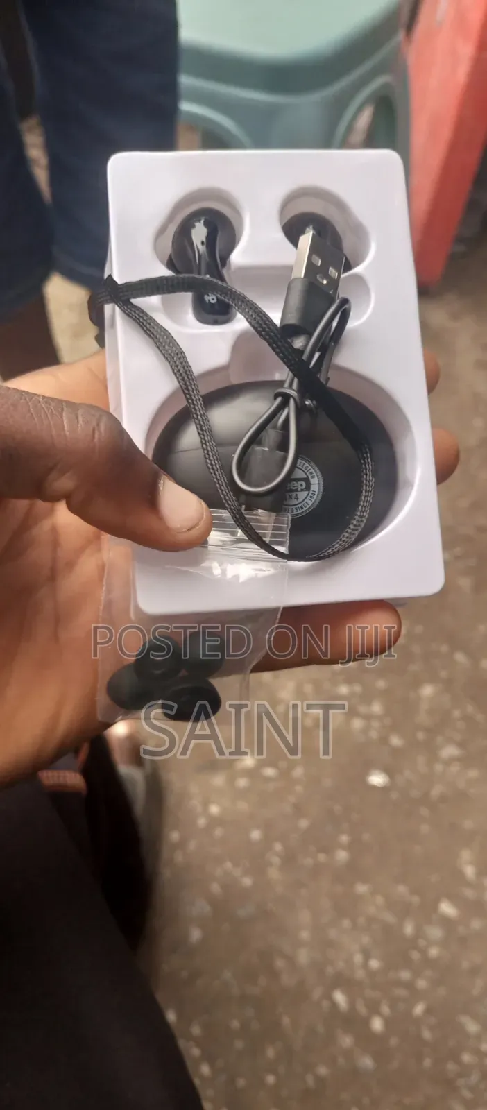 Jeep Earbud