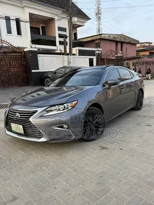 Lexus ES 2016 Gray
