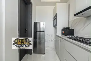Luxury 1-Bedroom Apartment