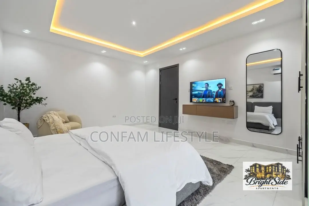Luxury 1-Bedroom Apartment