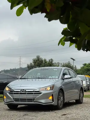 Hyundai Elantra SEL 2020 Silver