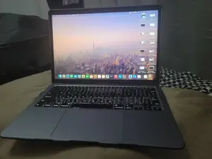 Laptop Apple MacBook Air 2020 8GB Intel Core i3 SSD 256GB