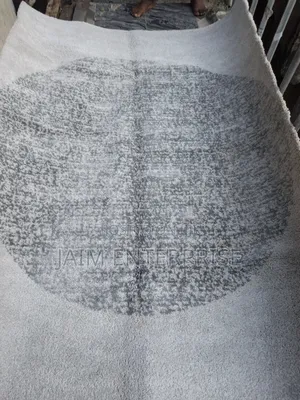 5 by 7 Swiss Compiled Center Rug