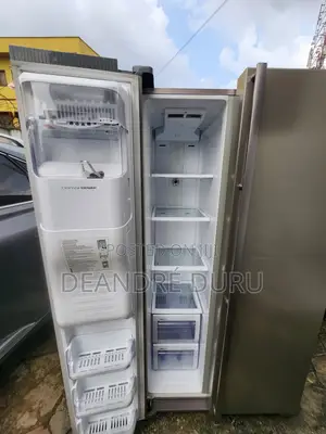 Direct Tokunbo Samsung Side-by-Side Refrigerator/ Freezer