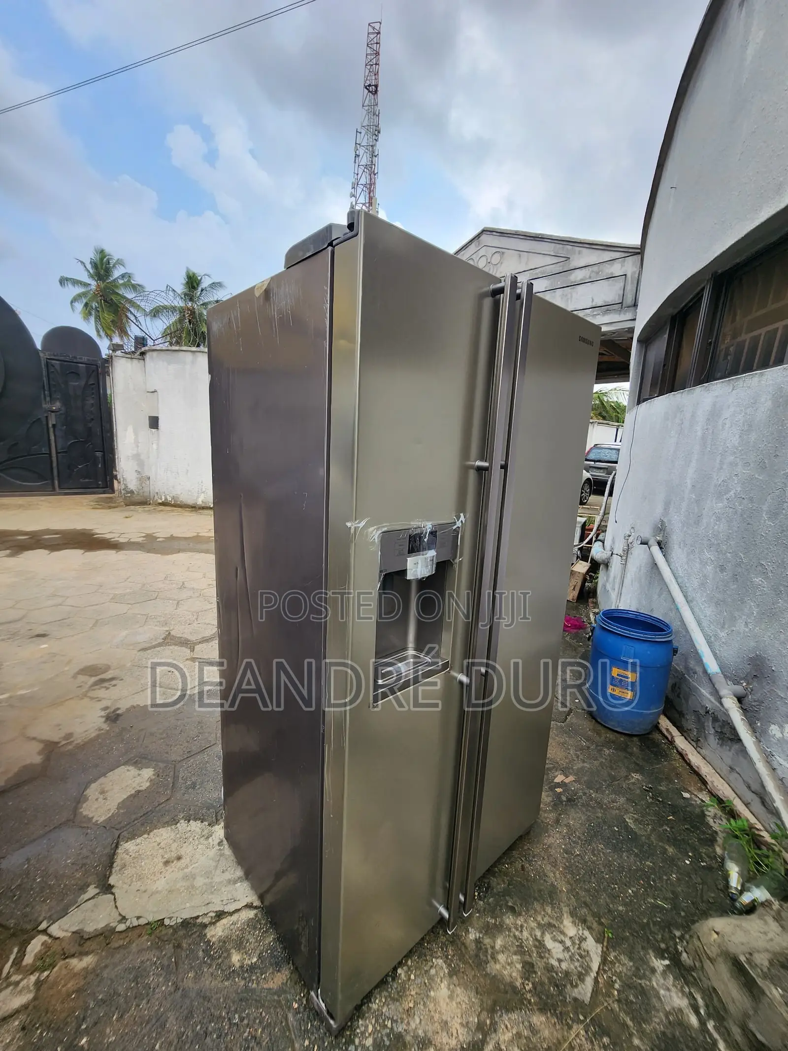Direct Tokunbo Samsung Side-by-Side Refrigerator/ Freezer