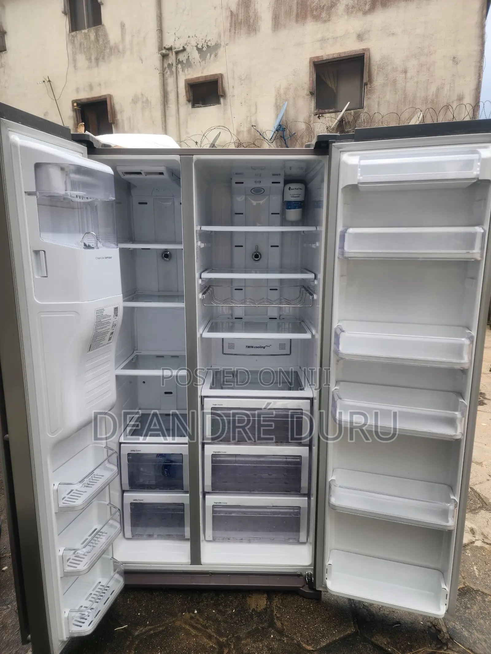 Direct Tokunbo Samsung Side-by-Side Refrigerator/ Freezer