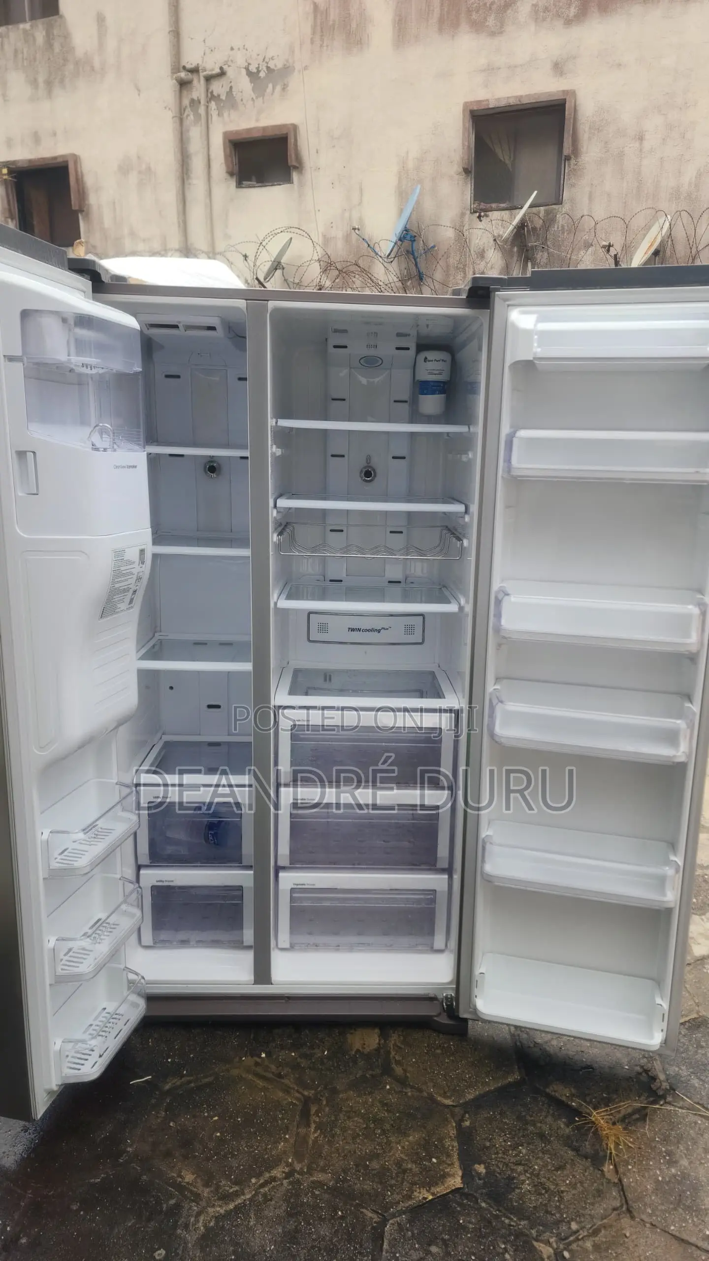 Direct Tokunbo Samsung Side-by-Side Refrigerator/ Freezer
