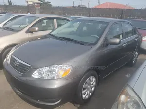 Toyota Corolla 2007 Gray
