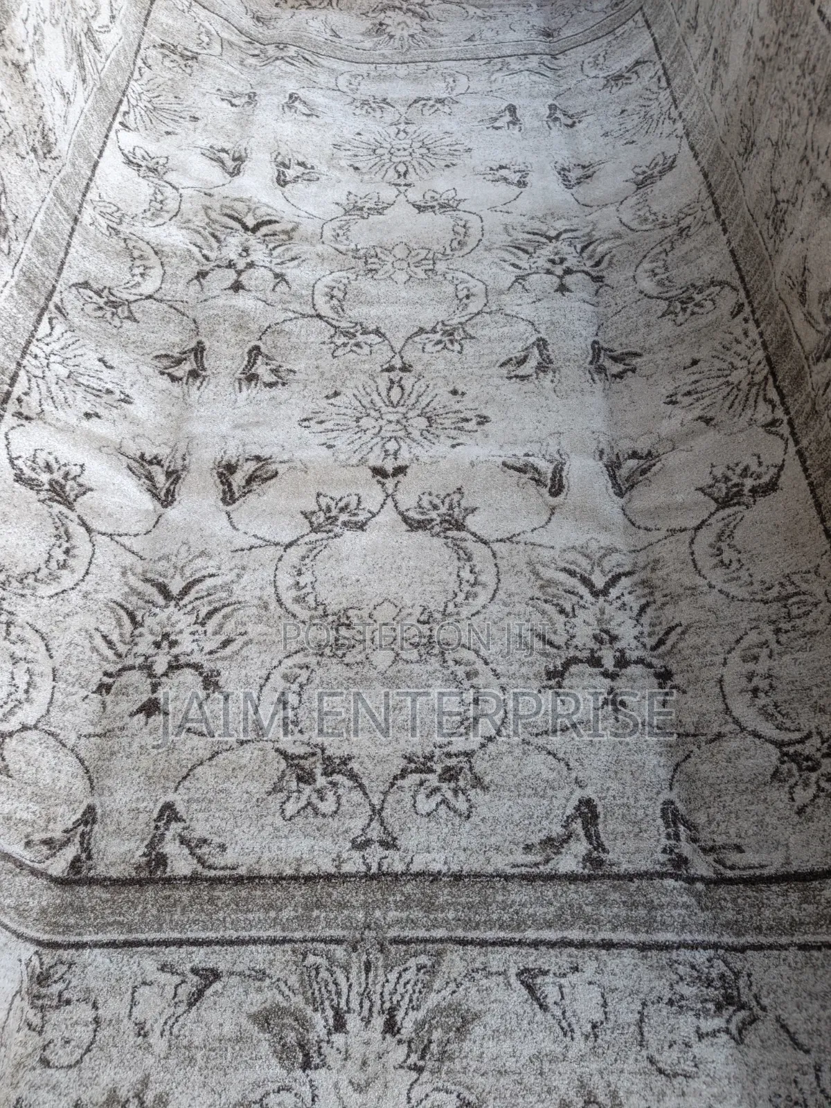 8 by 11 Netherland. Center Rug