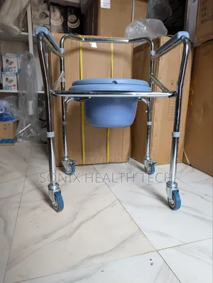 Comode Chair
