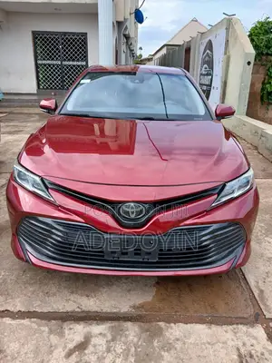 Toyota Camry L (2.5L 4cyl 8A) 2019 Red