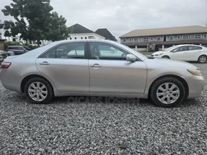 Toyota Camry 2008 Silver