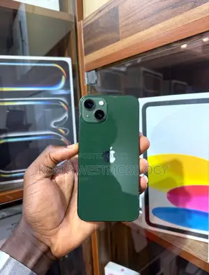 Apple iPhone 13 128 GB Green