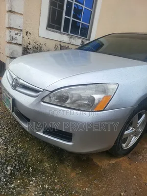 Honda Accord 2005 Silver