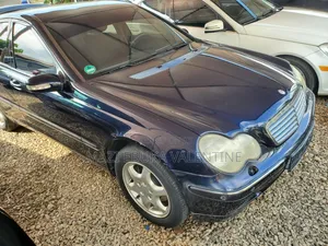 Mercedes-Benz C240 2006 Blue