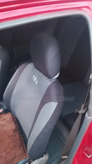 Honda Civic 2000 Maroon