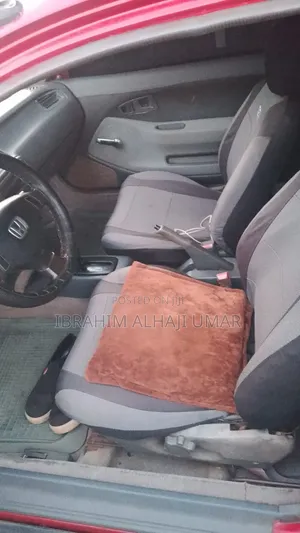 Honda Civic 2000 Maroon