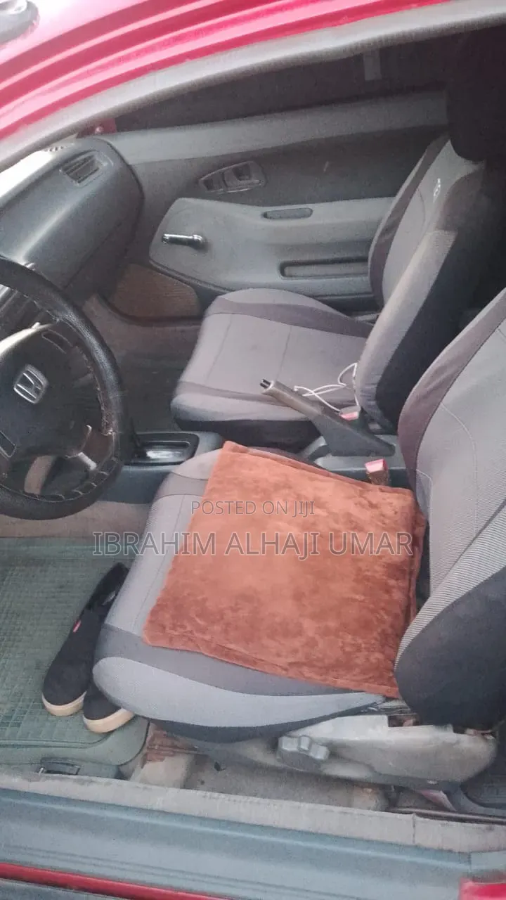 Honda Civic 2000 Maroon