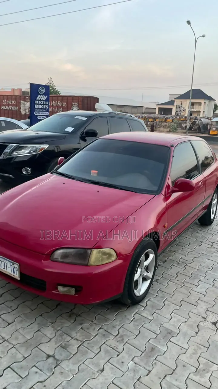 Honda Civic 2000 Maroon